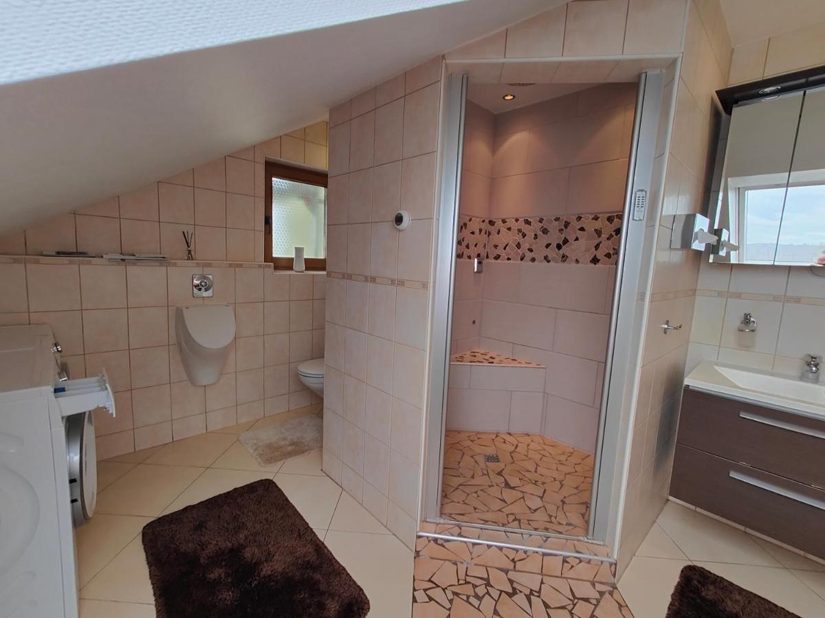 Komfort Ferienwohnung Biene Саарбрюккен Экстерьер фото